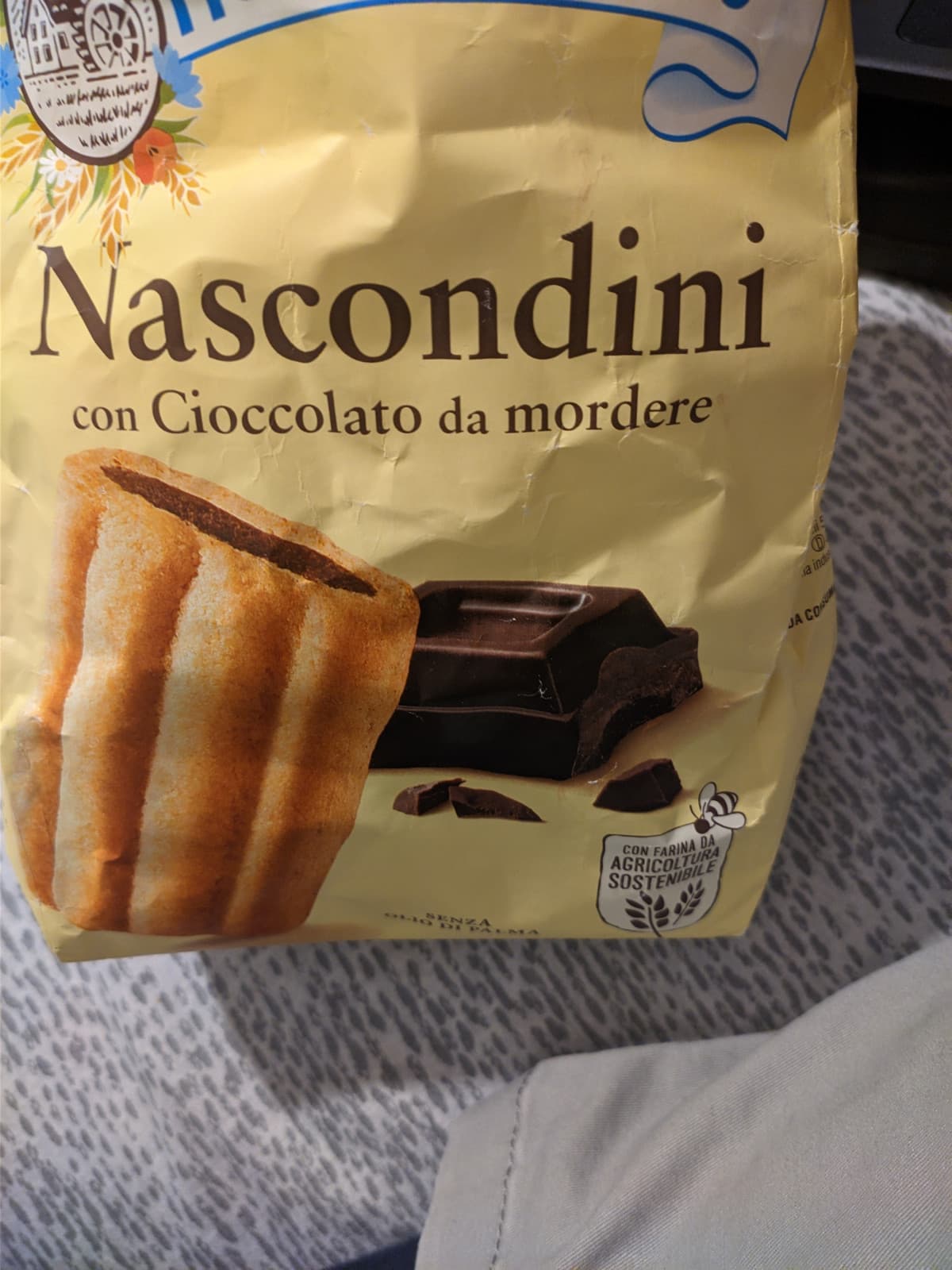 Capito ragazzi? Il cioccolato si morde