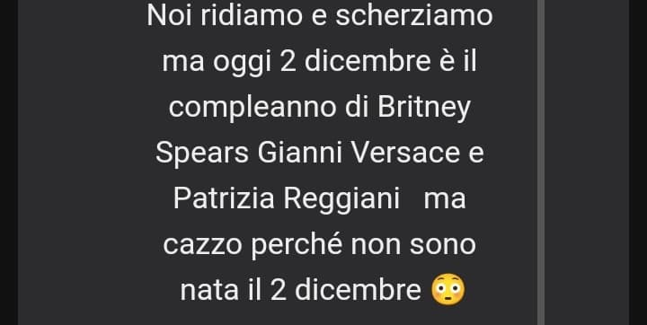 Insegreto non me lo fa pubblicare sorry dovevo dirvelo ah domani è il compleanno anche di Maria De Filippi 