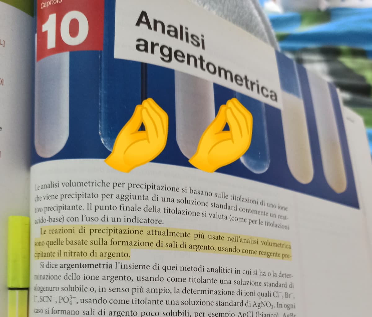 Che palle domani devo essere interrogata in laboratorio di chimica analitica per recuperare il voto della verifica. Spero mi chieda cose semplici 