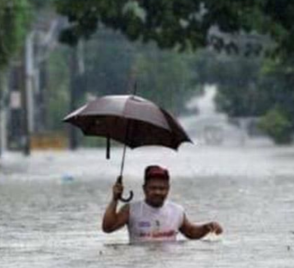 Amore, esco un attimo e visto che piove porto l'ombrello per non bagnarmi??