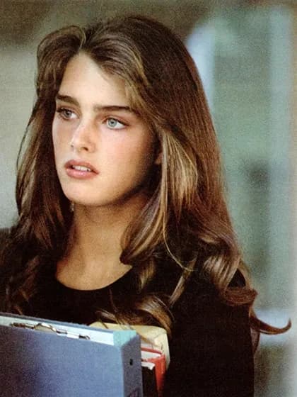 Non ho tipi ideali, ma se li avessi allora sarebbero Brooke Shields e Jennifer Connelly da giovani. 