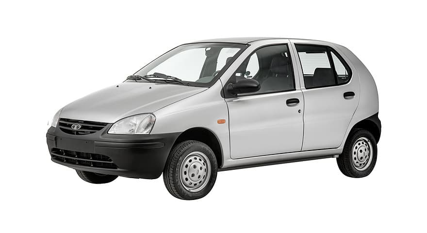 Non sapete se comprare una Fiat Punto o una Opel Corsa? Non dovete scegliere, comprate una Tata Indica!