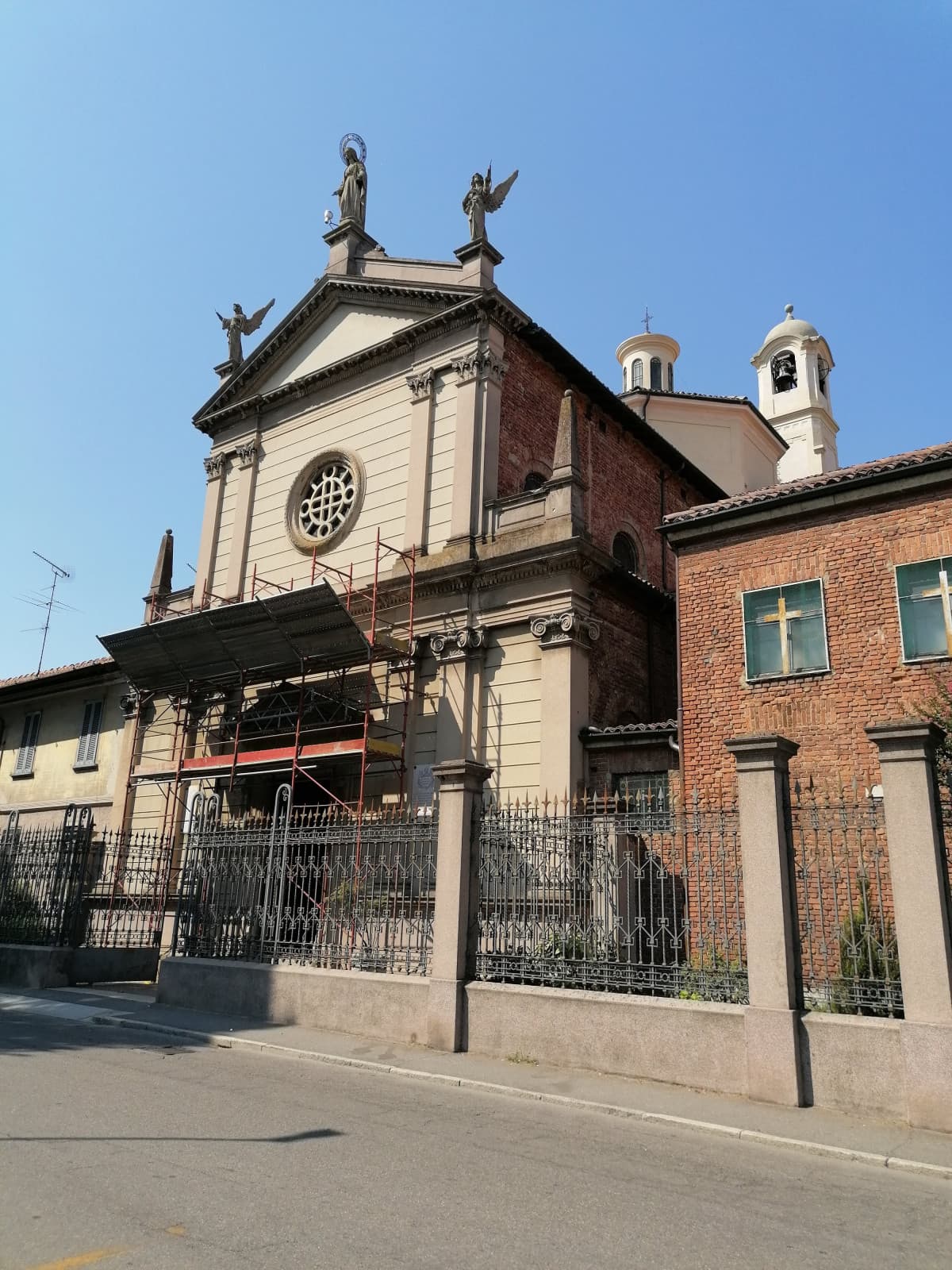 Negli ultimi tempi sto ascoltando meno musica