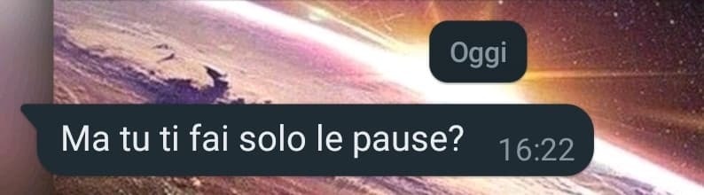 *io che scappo dall'università per un attacco di panico/attacco d'ansia/crisi isterica/crisi di pianto*. Compagno di corso: