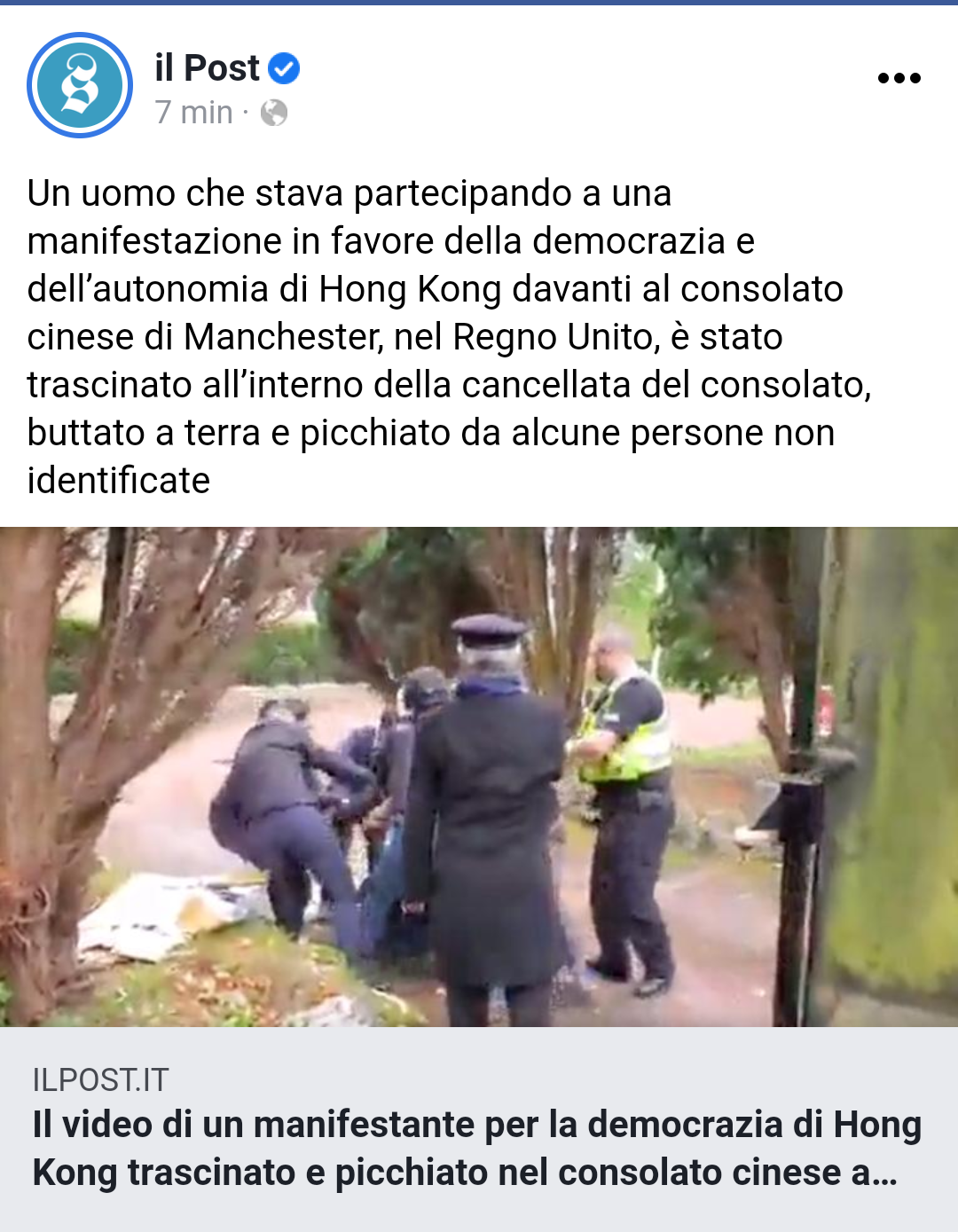 Ora si mettono anche a prelevare manifestanti in territorio straniero per randellarli