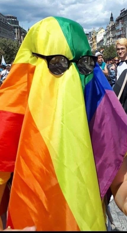 Questo è un appello a tutta la comunità lgbt, se sei etero ignora.