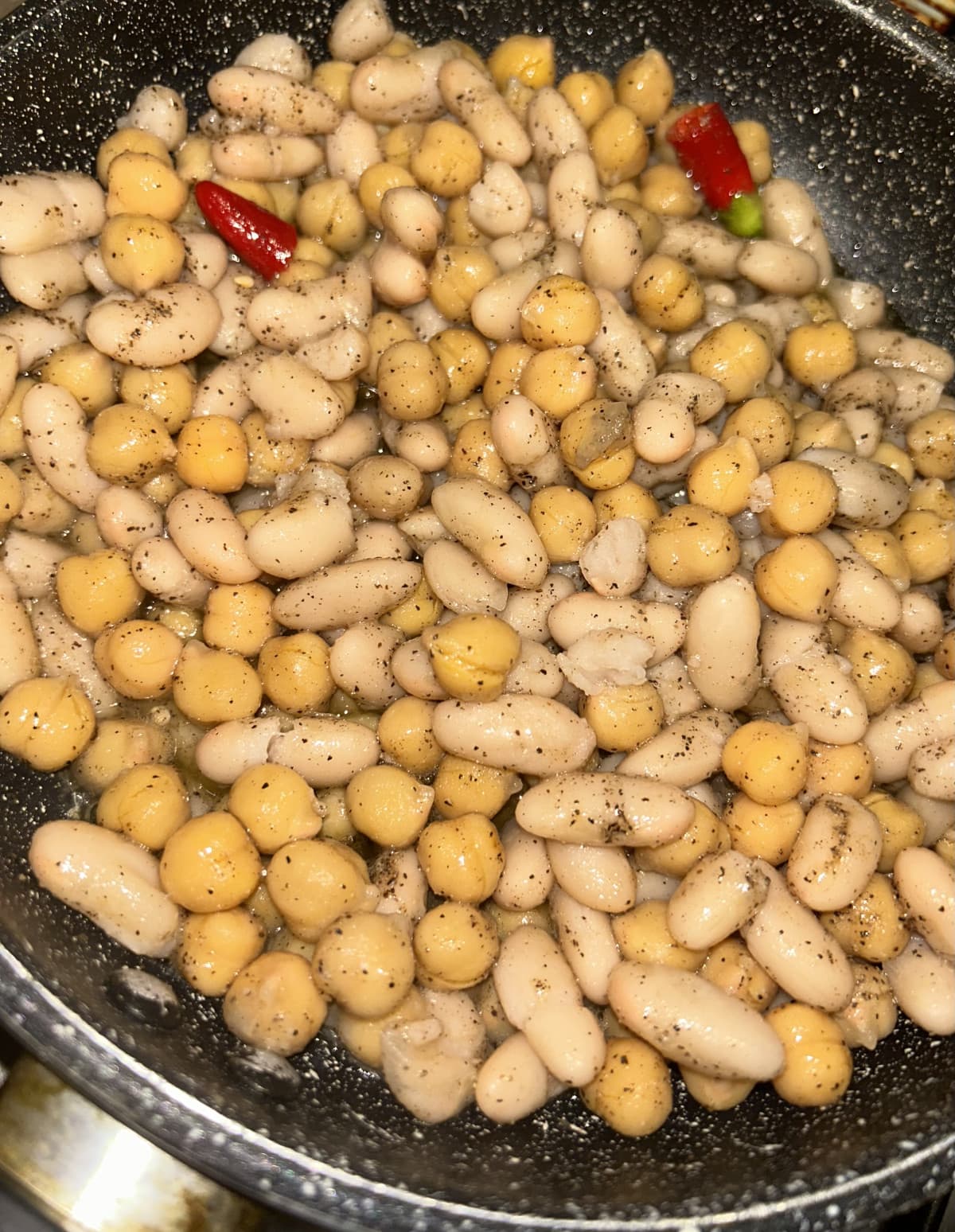 480 gr di legumi se stanotte il mio culo non fa tremare l’intera campania mi incazo