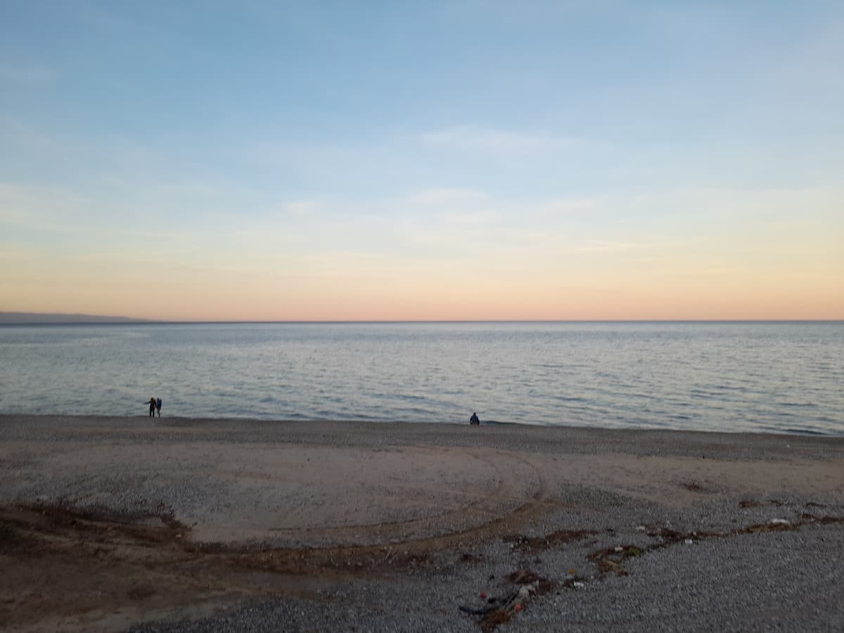 E poi ci sono io che vivo in Calabria sulla costa