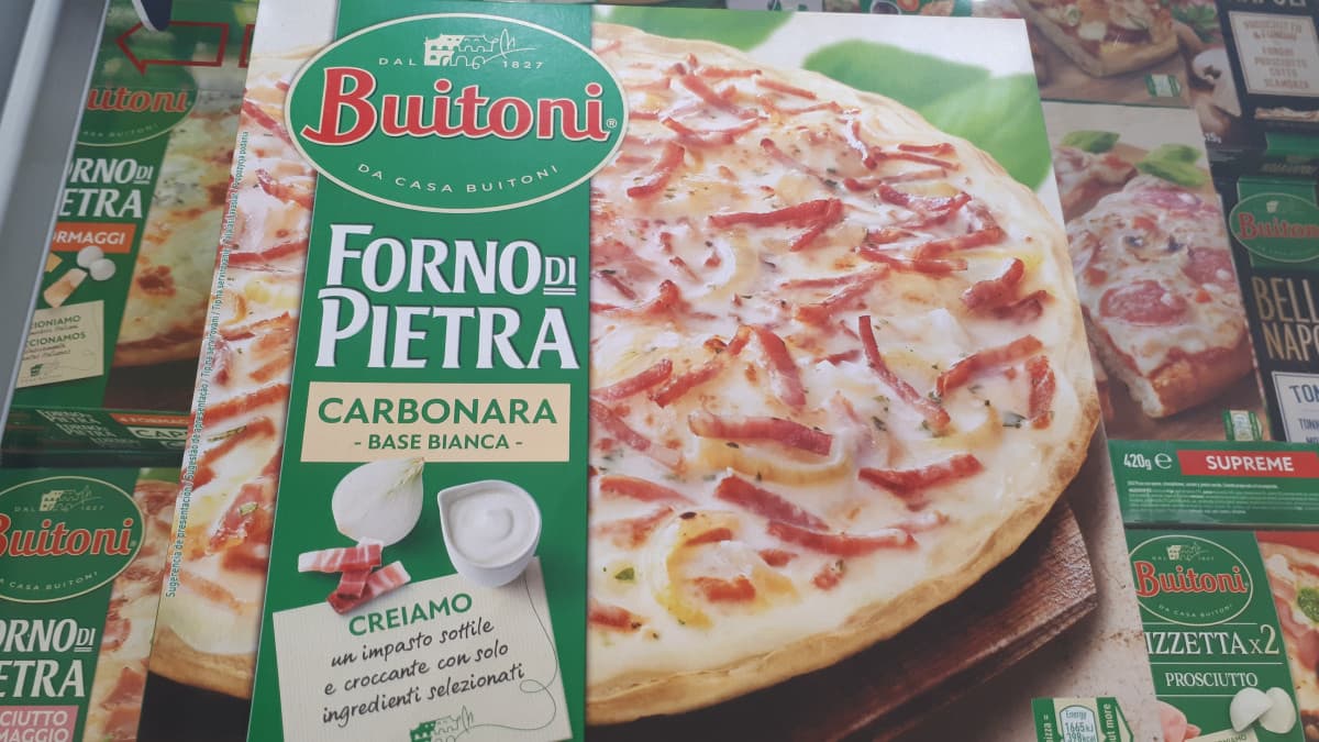 Ho trovato la pizza alla carbonara, e che faccio, me ne privo? No di certo ahahah