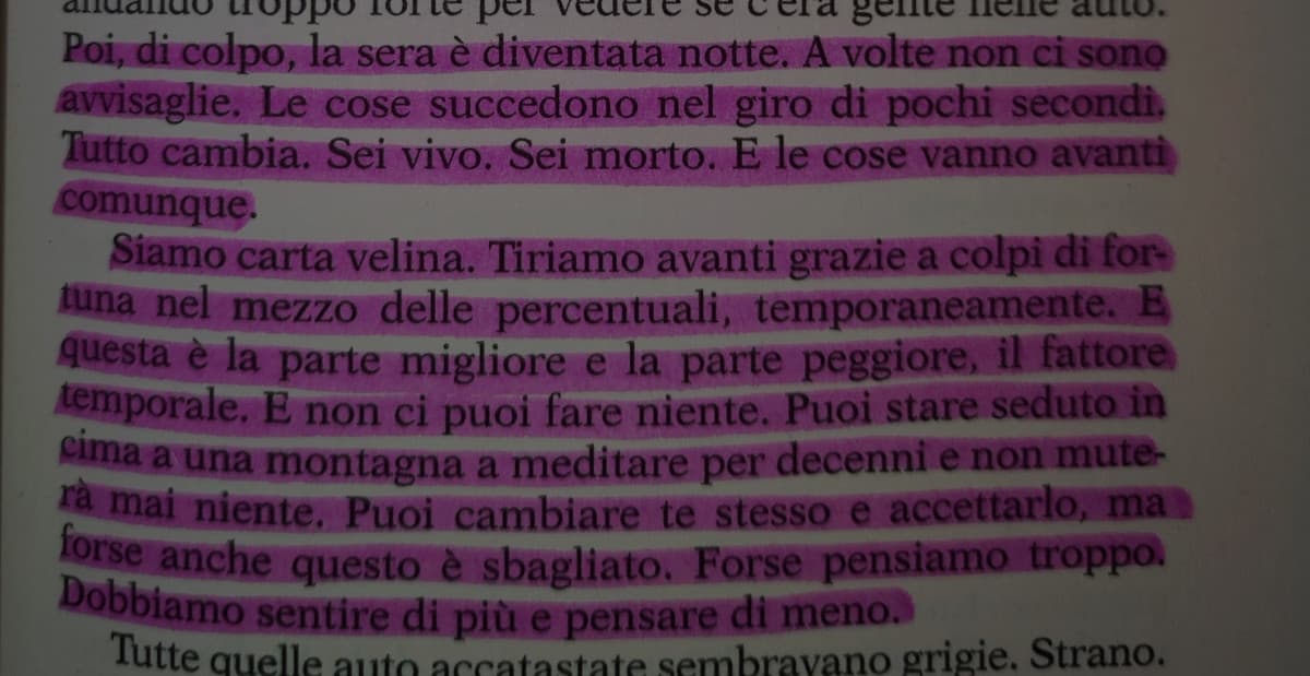 non so spiegare come mi sento, delusa forse é uno dei termini che meglio potrebbe descriverlo ma in realtà non é abbastanza, mi sento una merda.