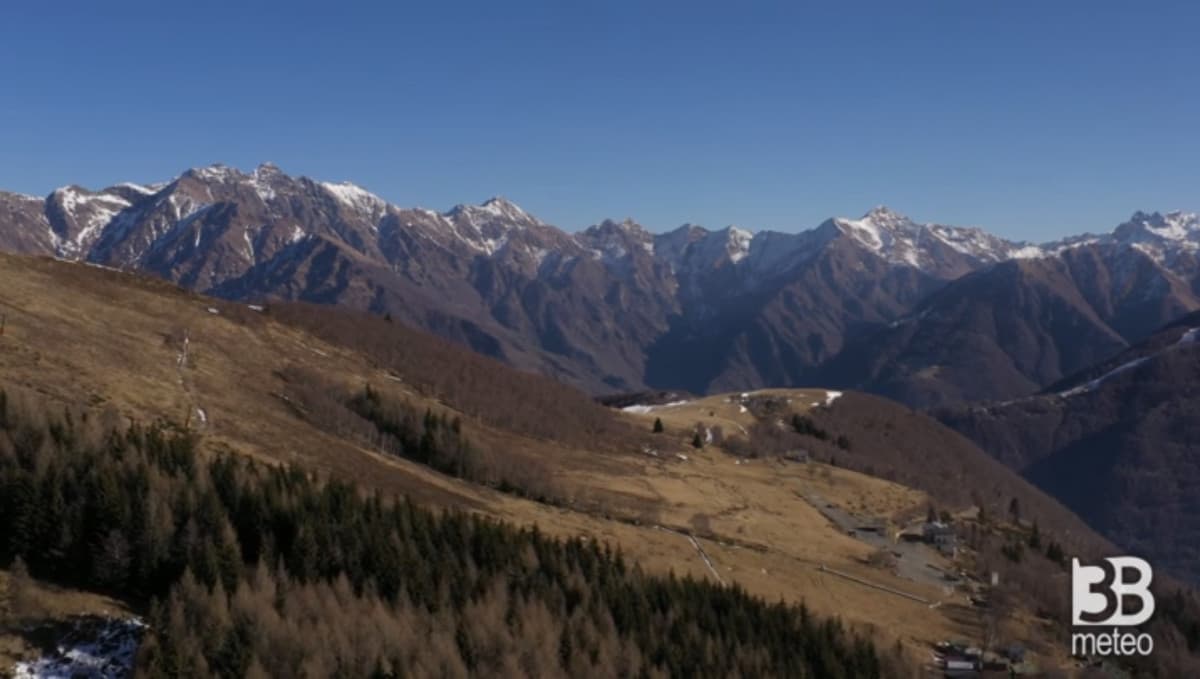 Cambiamento climatico: Alpi senza neve. Preferite il caldo e l’estate? Anch’io, ma il freddo e la neve servono per avere l’acqua tutto l’anno. Chi vive in certe zone al sud già ne conosce l’importanza