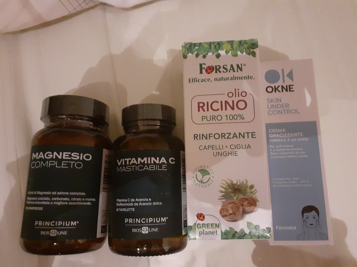 C'è chi aspetta il pacco da shein e poi ci sono io che aspetto ste cose dalla farmacia: