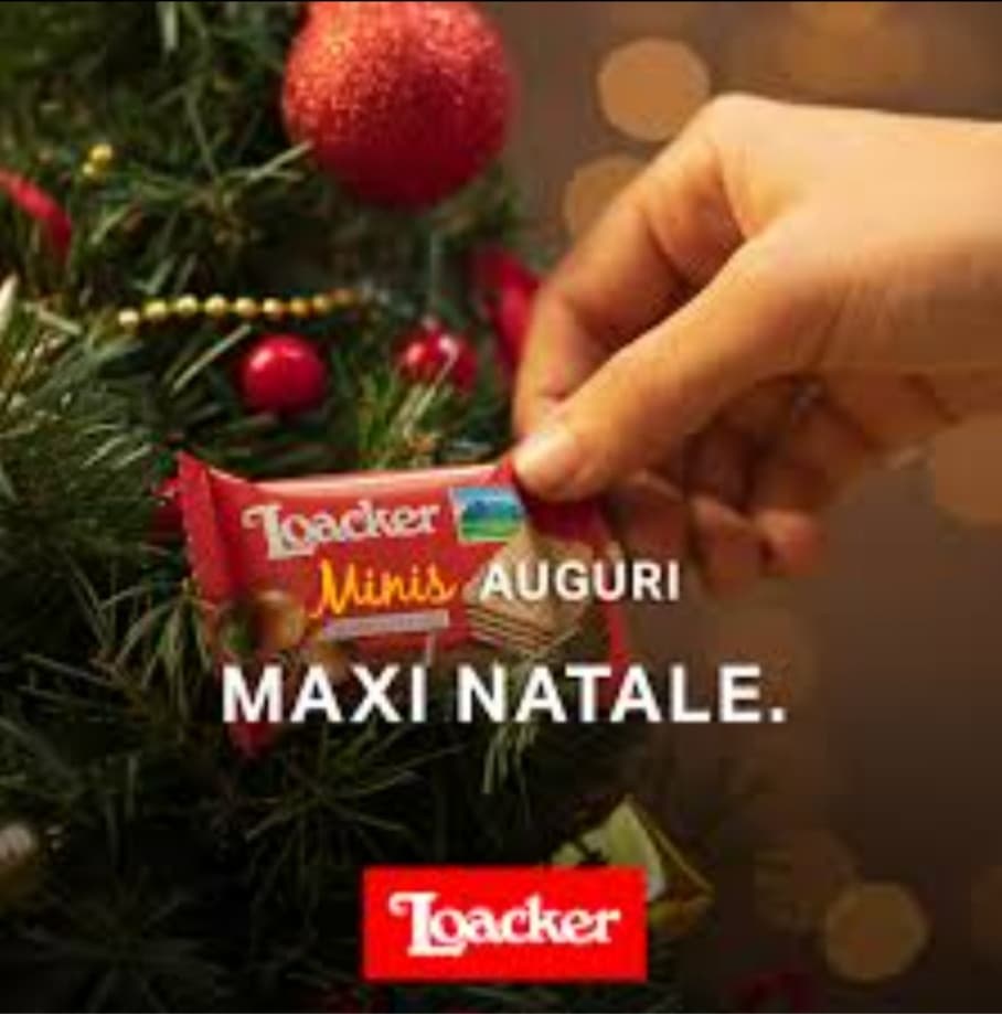 @Loacker un albero di Natale con sopra i Loacker al posto della palline può essere di tuo gradimento?