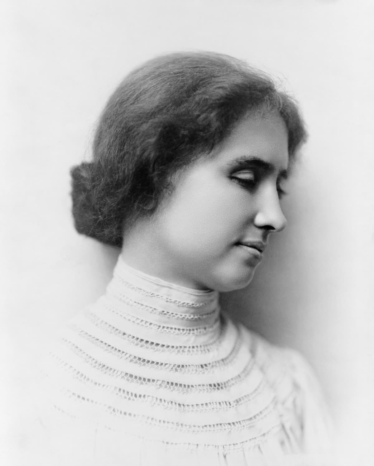 Helen Keller (Tuscumbia 1880- Easton 1968) ? 