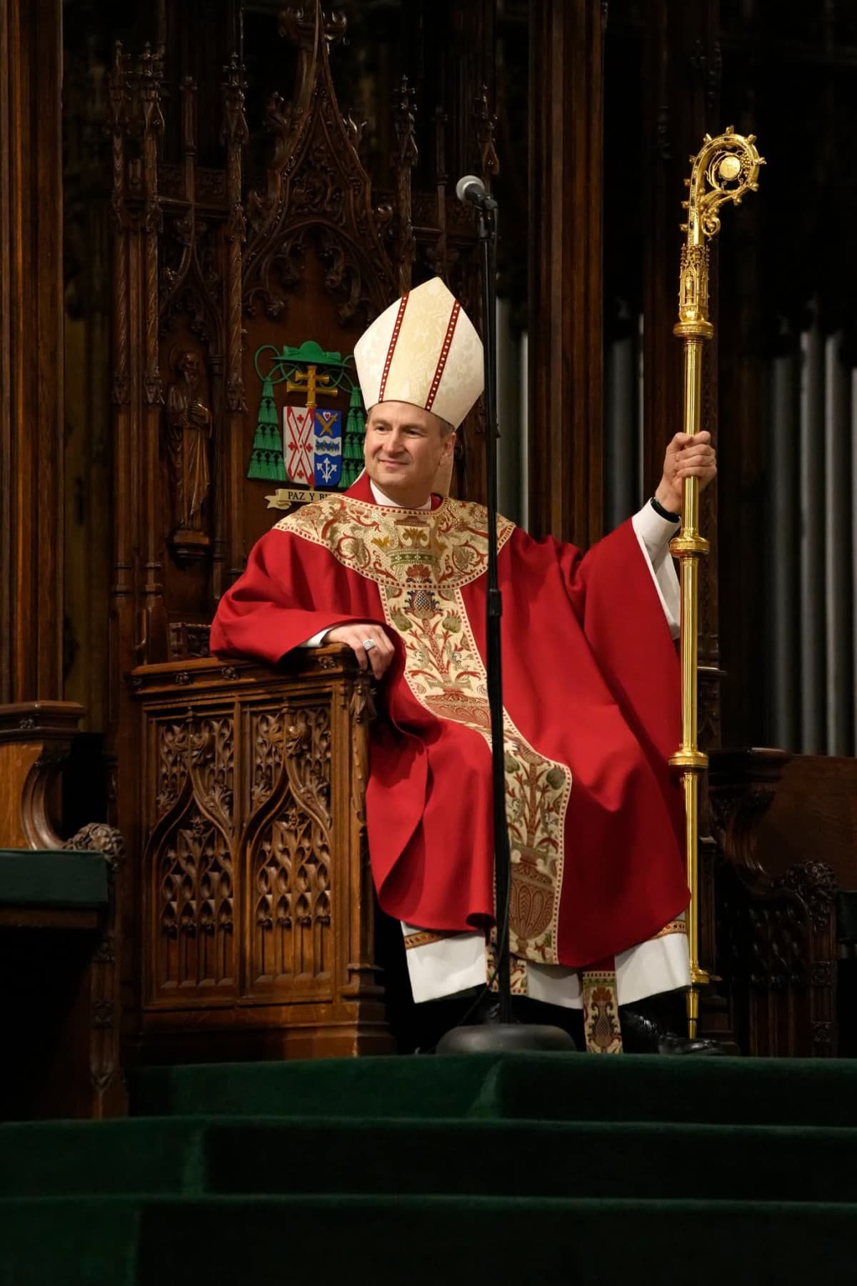 S.E. Rev.ma Mons Ronald Aldon Hicks, nuovo Arcivescovo Metropolita di New York ieri ha preso possesso dell'Arcidiocesi newyorkese.