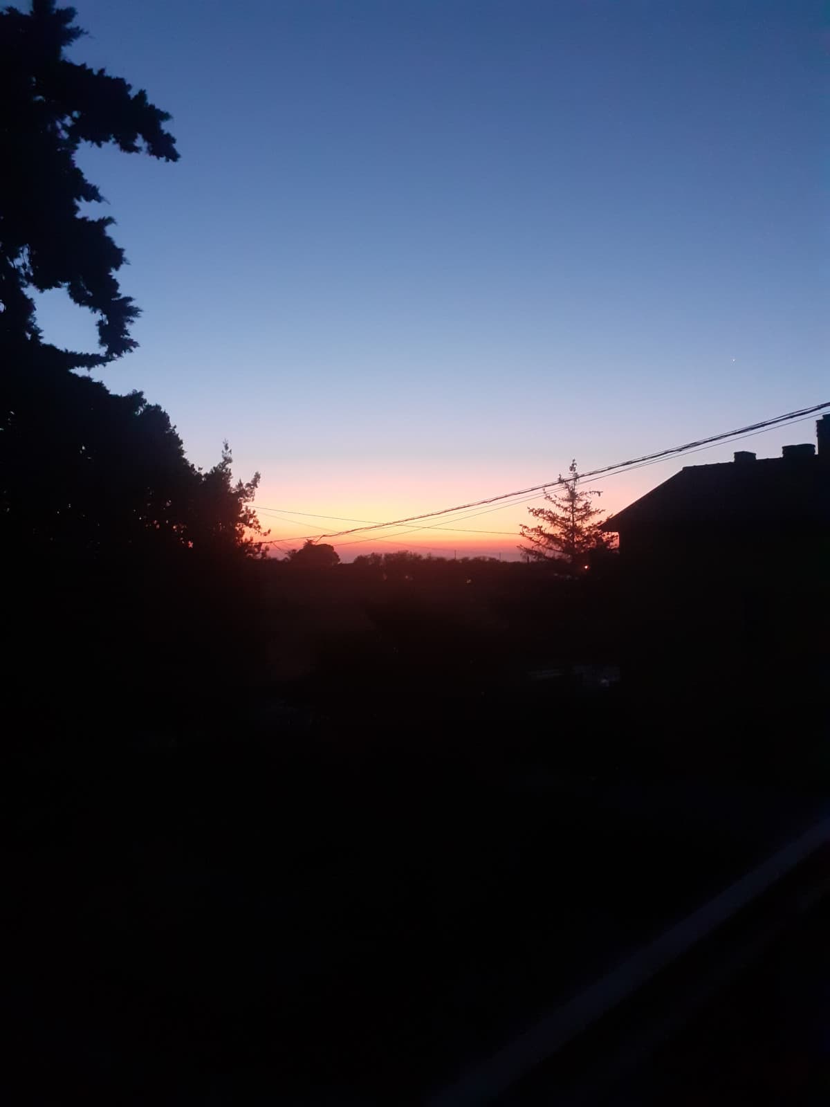 L'alba di oggi 