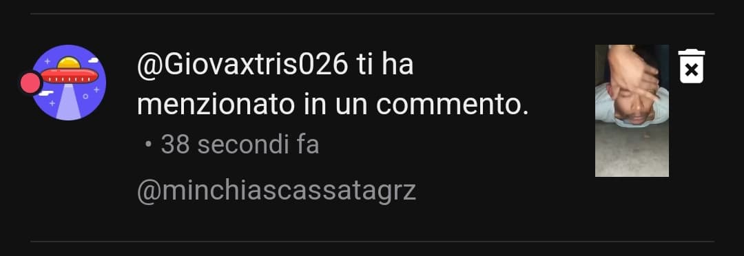 raga mi hanno appena taggato in un gore del 2022 ma come cazzo é 0ossibike che sto video sia ancora qua mod ma vi svegliate?? ma poi sto tipo nn dovrebbe essere tipo in GALERA 