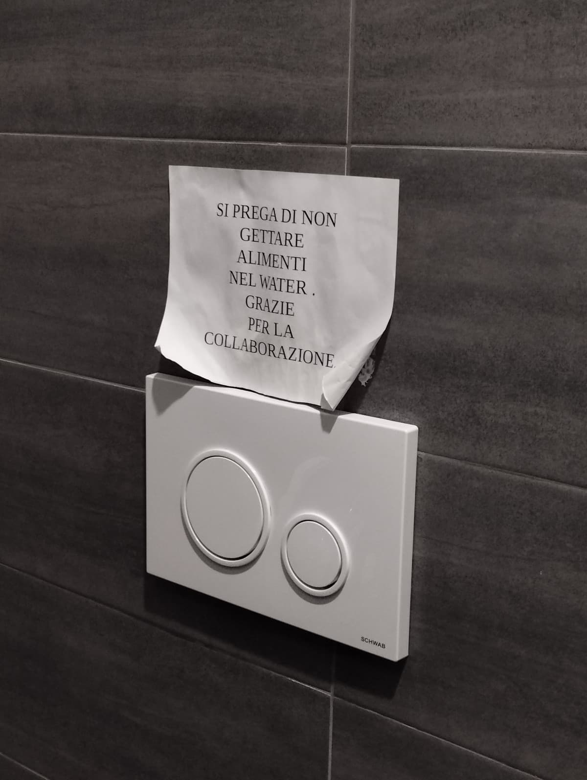 Cartello più divertente io abbia mai letto nel bagno di un sushi