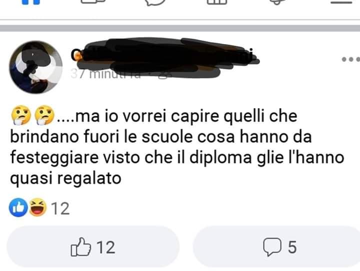 Ragazzi commentate questo soggetto...io gli darei due  schiaffi...