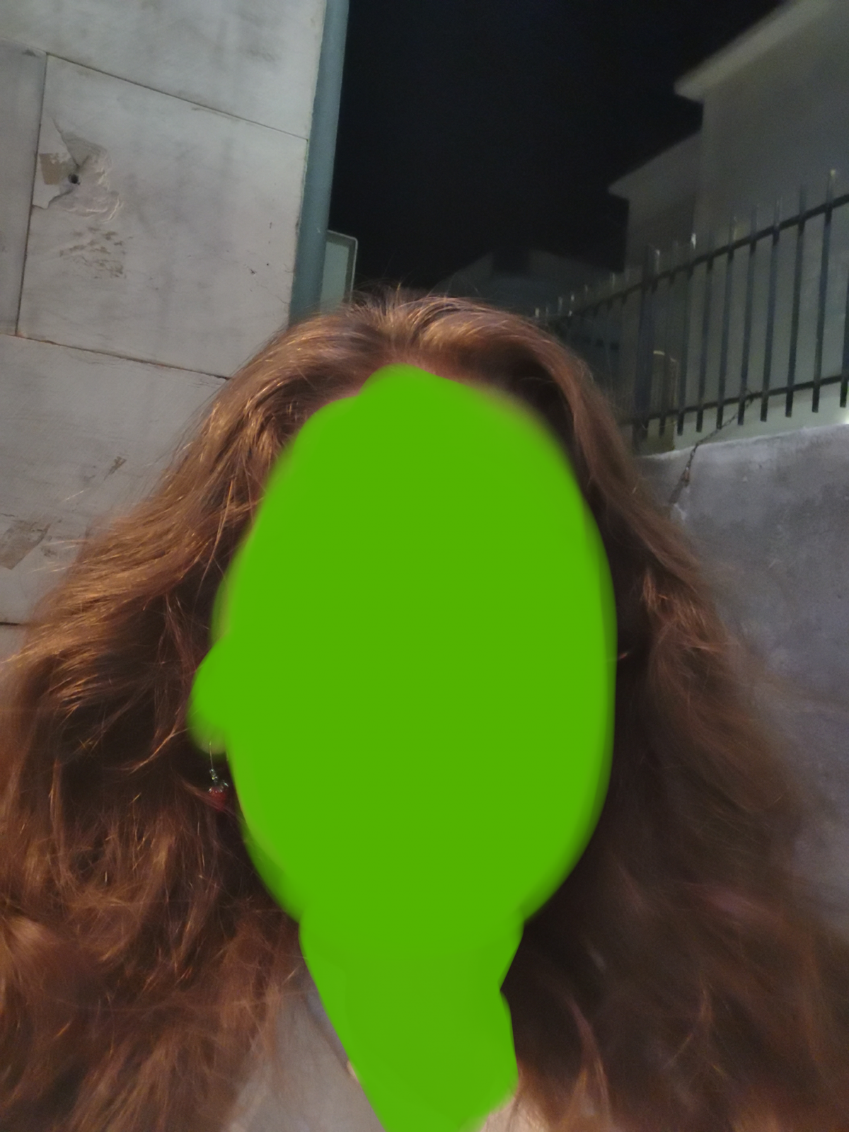 perché sembrano rossi I miei capelli in questa foto- piatti poi, brutt