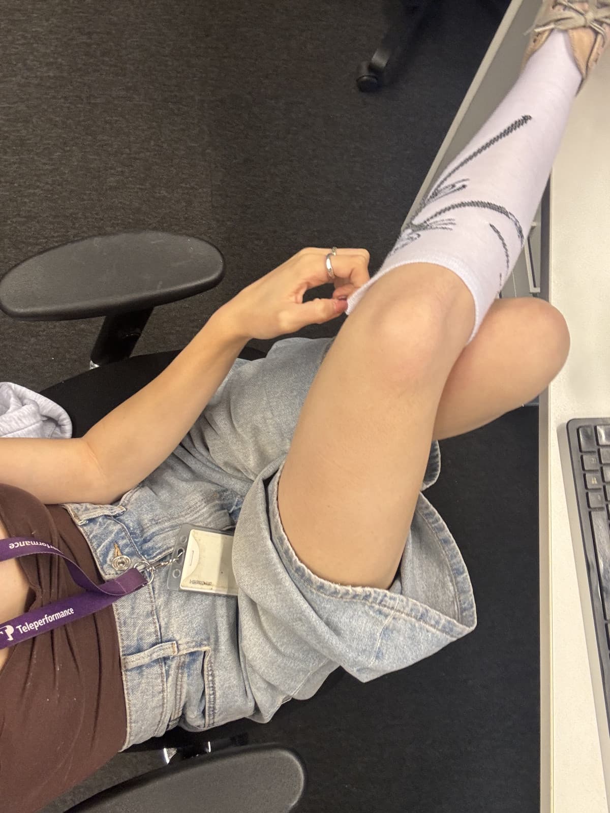 corporate girl gen z 😩😩😩
