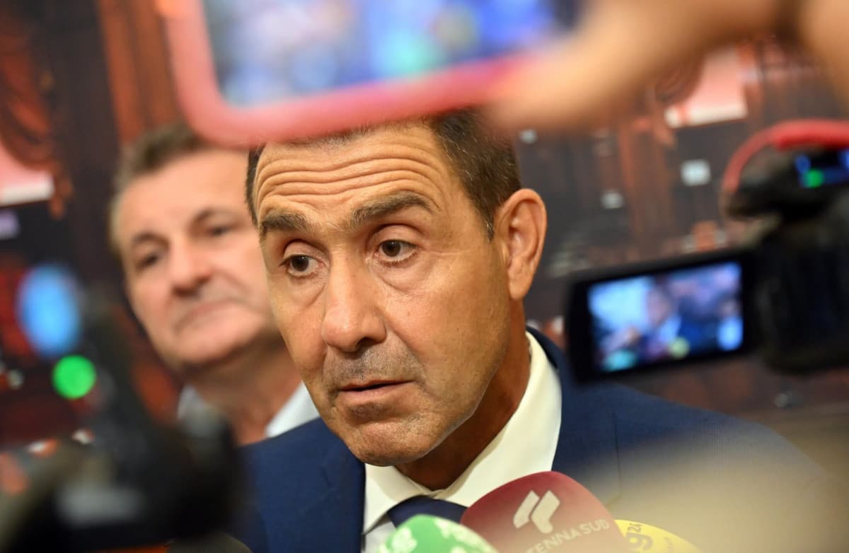 "EBREI CANNIBALI, VIVA HITLER": LA CHAT HORROR DEI SEGUACI DI VANNACCI