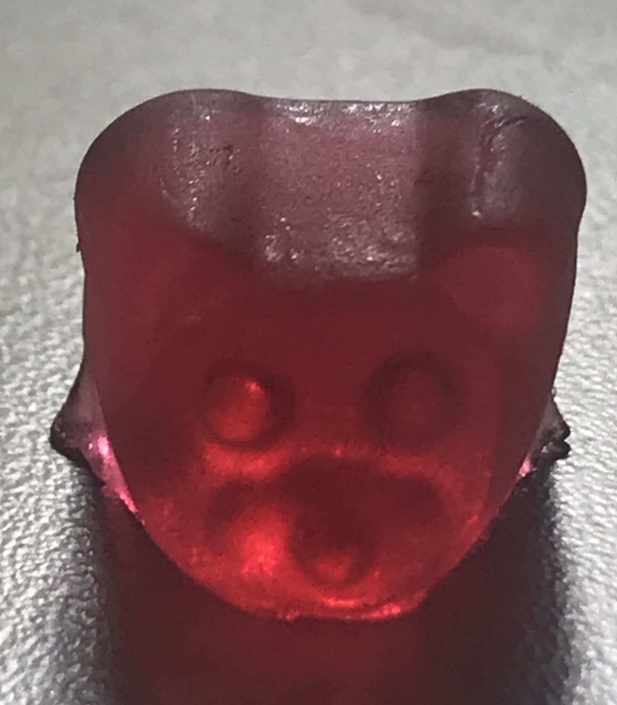 Mi piace azzannare le teste agli orsi che si chiamano marcello???