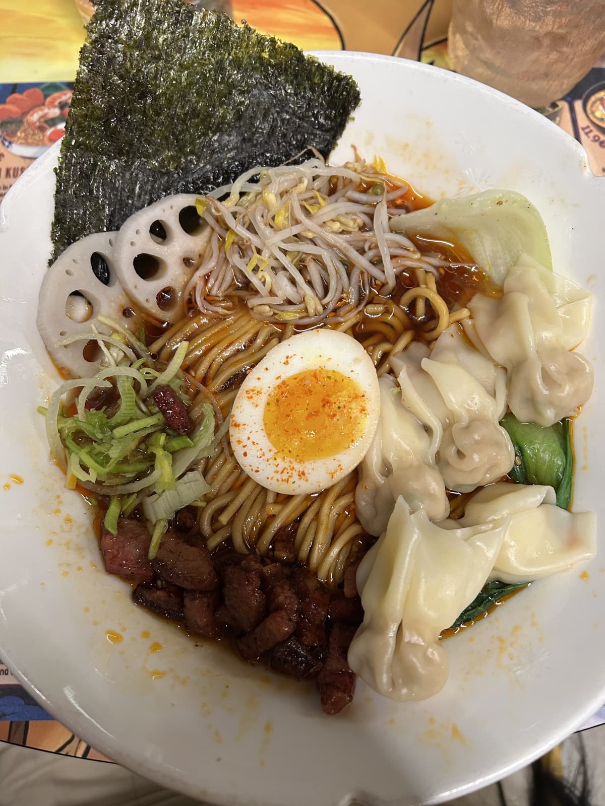 RAMEN E GYOZA
